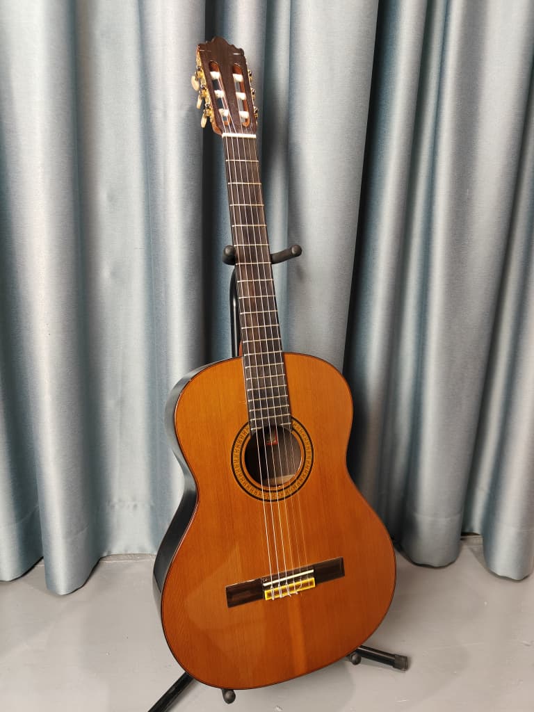 1990 Ramirez 2E Concepcion Jeronima No. 2 Natural Finish Classical Guitar with Hard Case