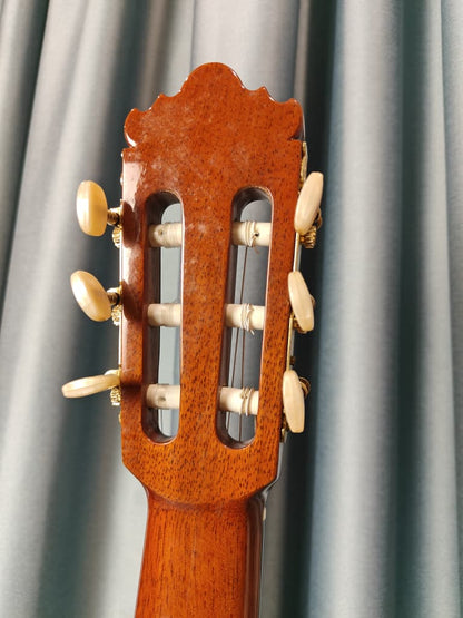 1990 Ramirez 2E Concepcion Jeronima No. 2 Natural Finish Classical Guitar with Hard Case