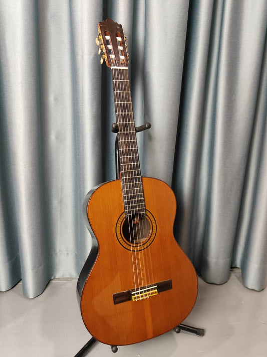 1990 Ramirez 2E Concepcion Jeronima No. 2 Natural Finish Classical Guitar with Hard Case