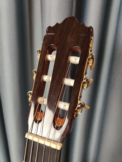 1990 Ramirez 2E Concepcion Jeronima No. 2 Natural Finish Classical Guitar with Hard Case